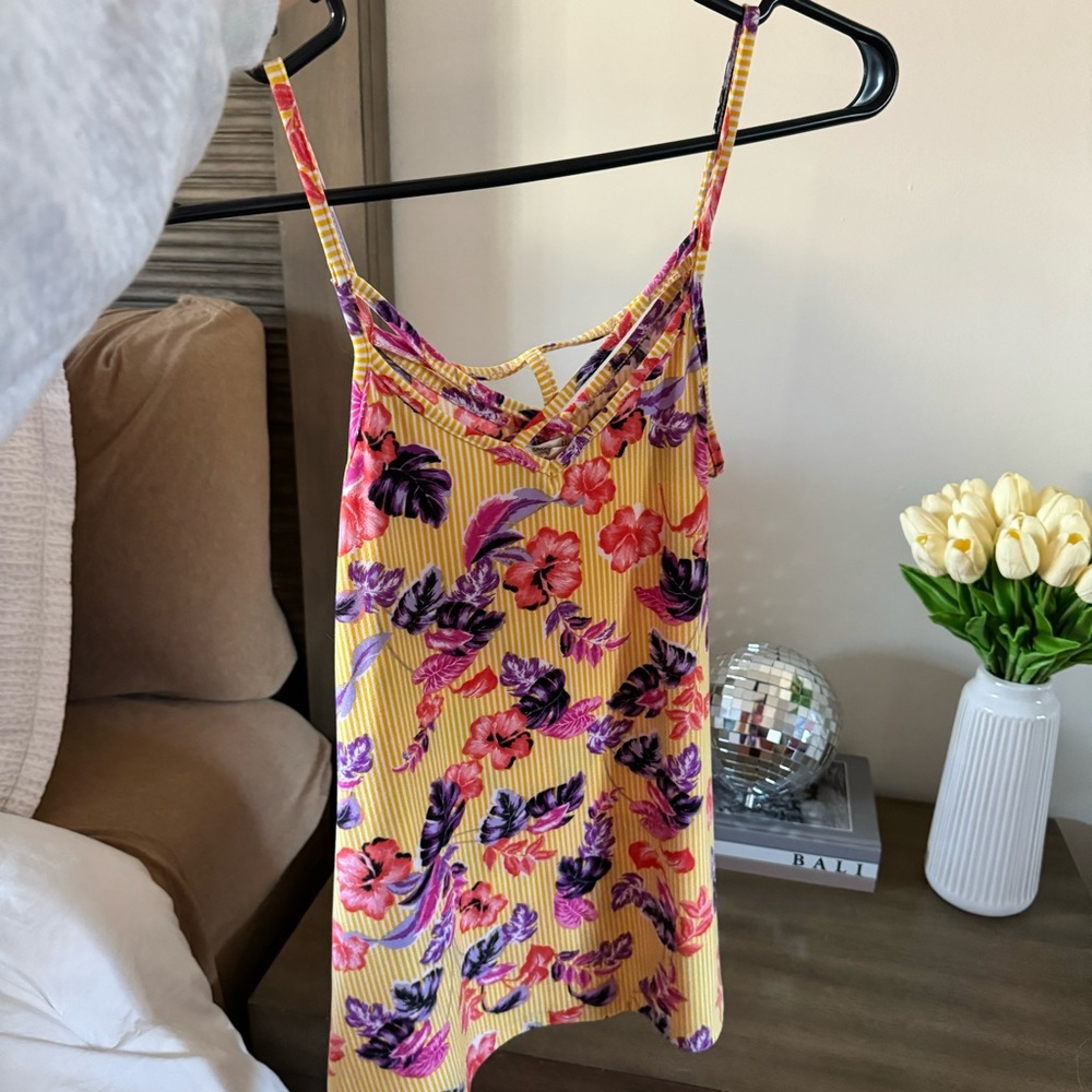 Ultra Flirt Floral Tank Top – Size XS